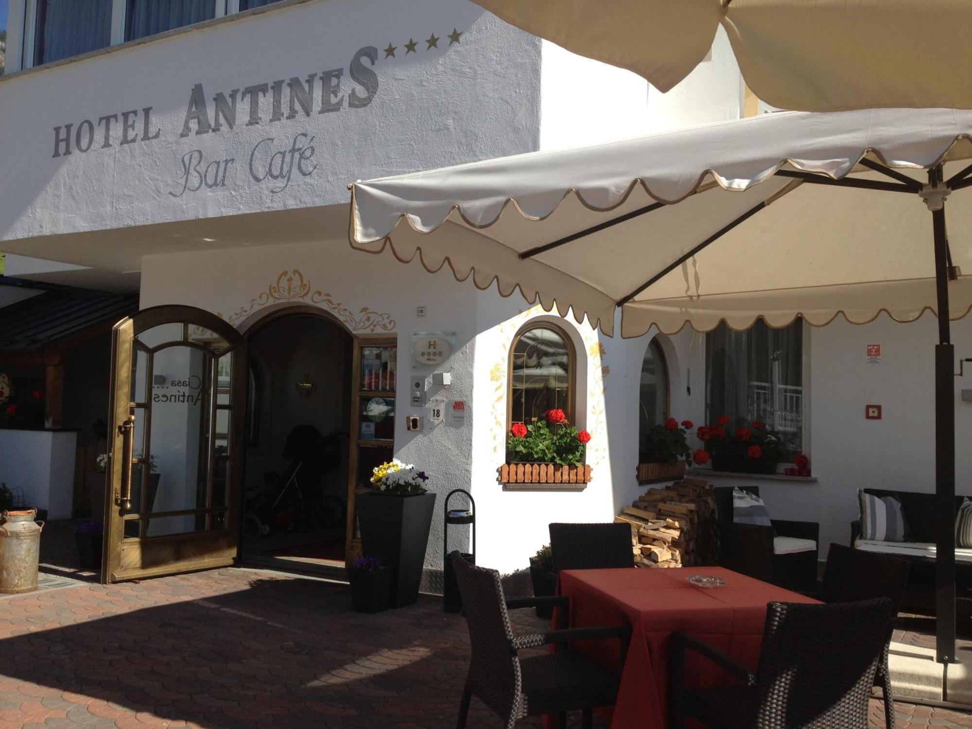 Hotel Antines Ла Вилла Экстерьер фото