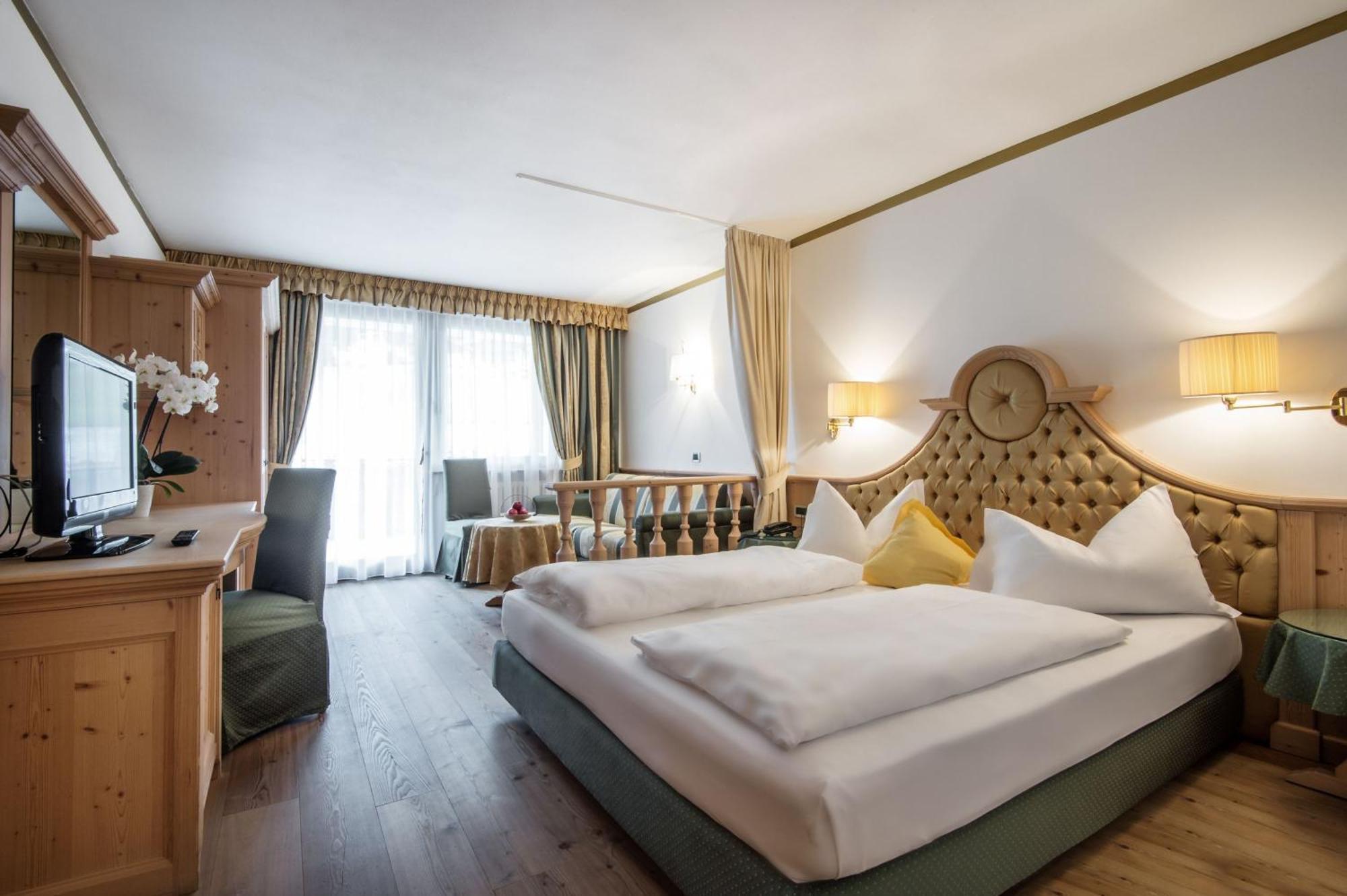Hotel Antines Ла Вилла Номер фото