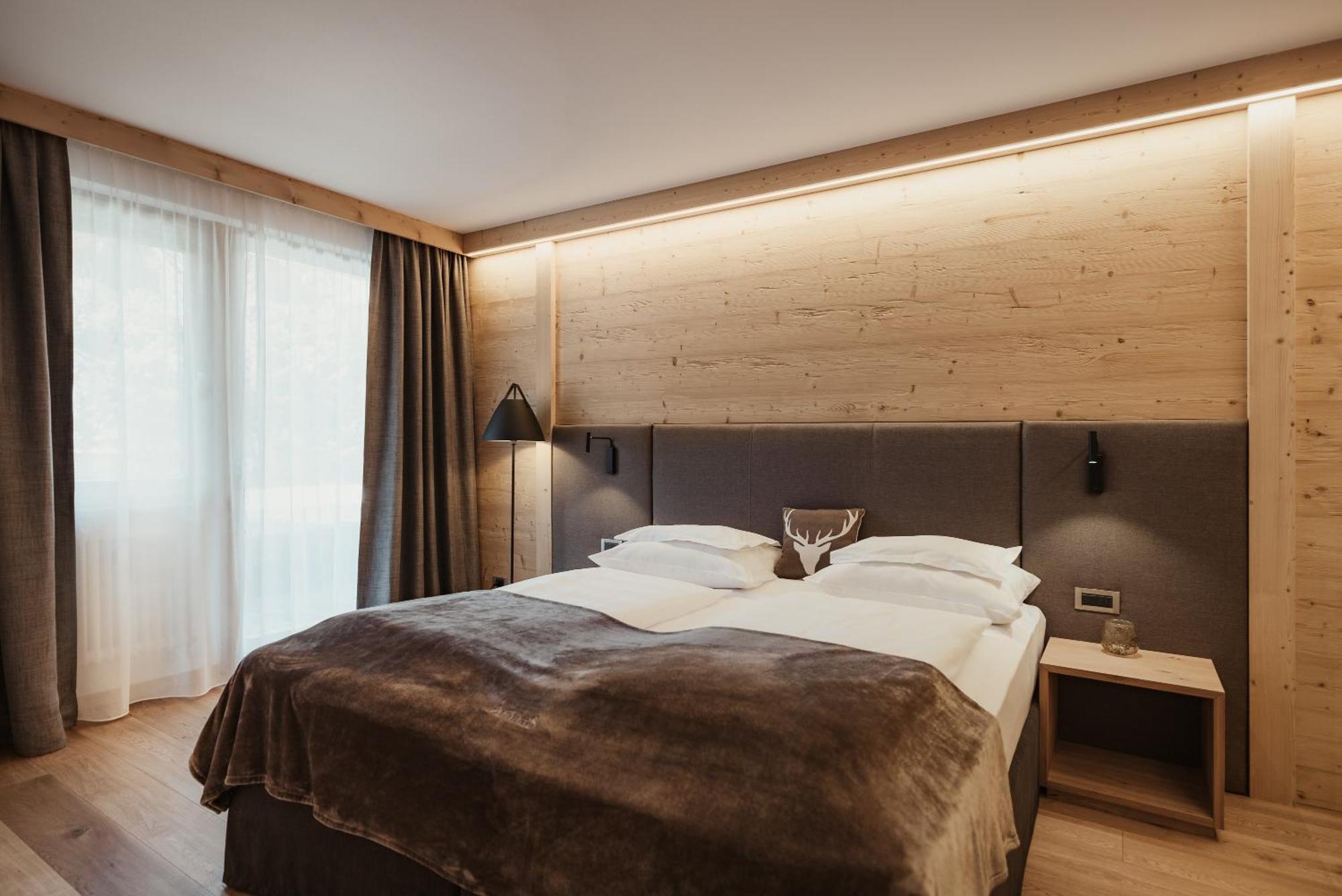 Hotel Antines Ла Вилла Экстерьер фото